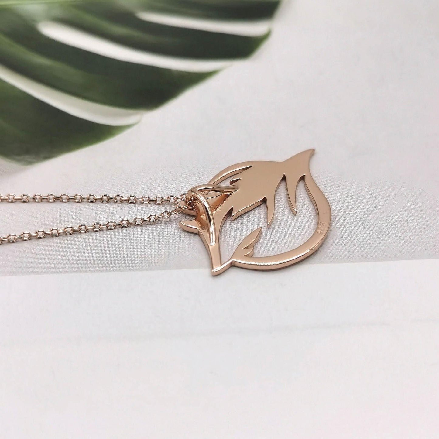 Hotwife club vixen logo neclklace