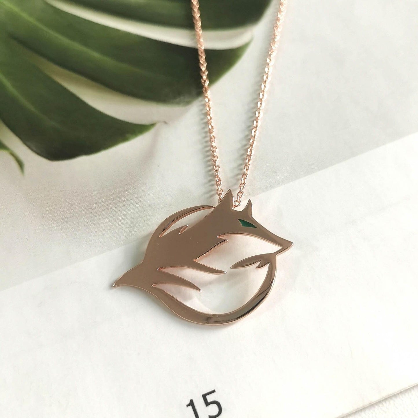 Hotwife club vixen logo neclklace